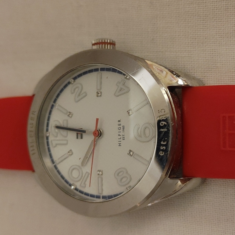 Tommy Hilfiger Watch - Picture 6 of 8